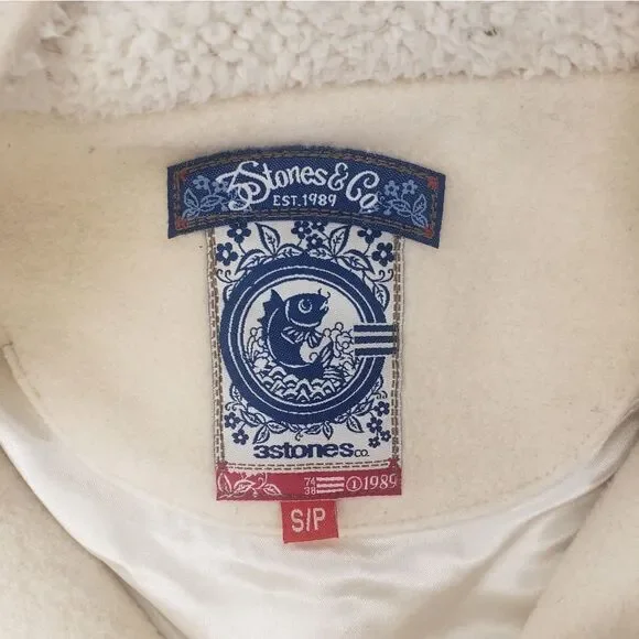 Hooded wool bomber jacket - Picture 14 of 16